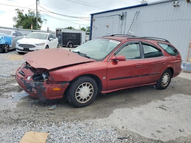 Ford Taurus