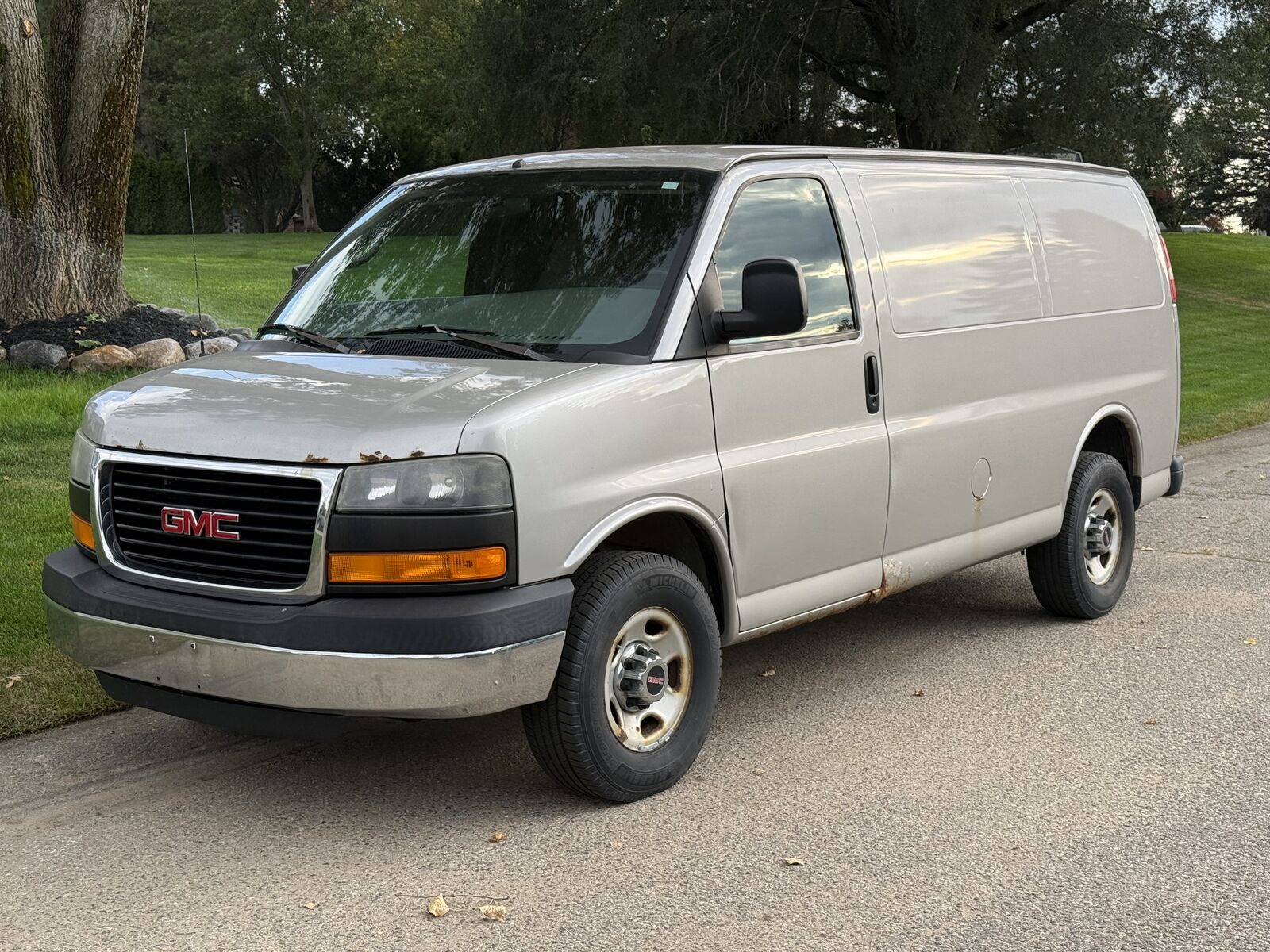 GMC Savana
