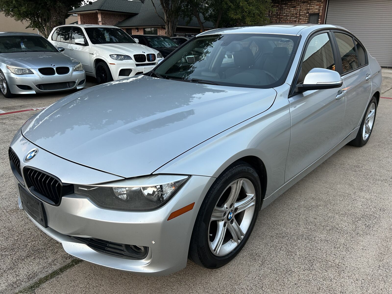 BMW 328i