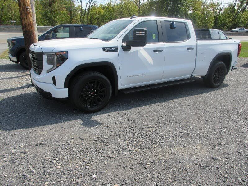2023 GMC Sierra