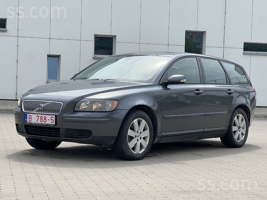 Volvo V50