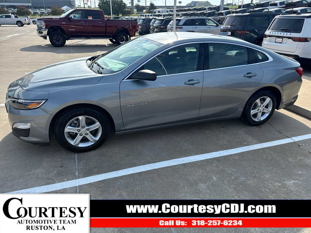 2024 CHEVROLET Malibu