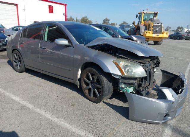 Nissan Maxima