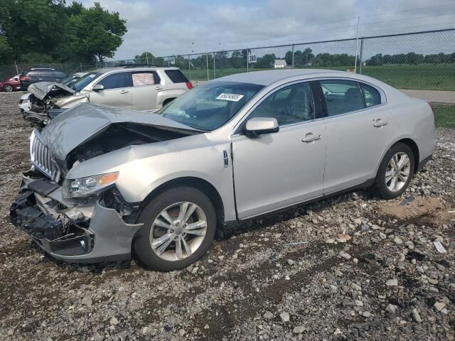 Lincoln MKS