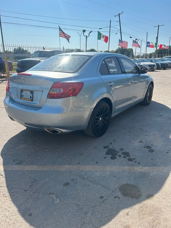 Suzuki Kizashi