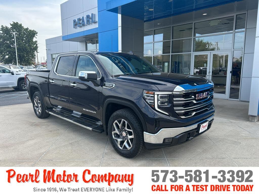 2023 GMC Sierra
