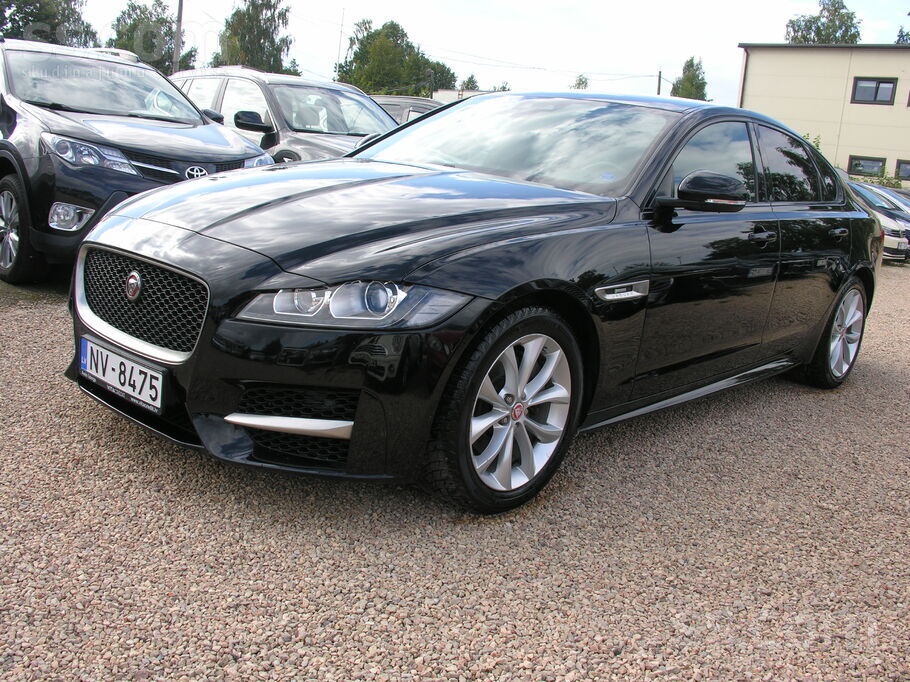 Jaguar XF