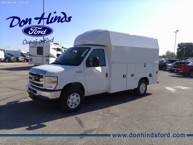 2026 FORD E-350