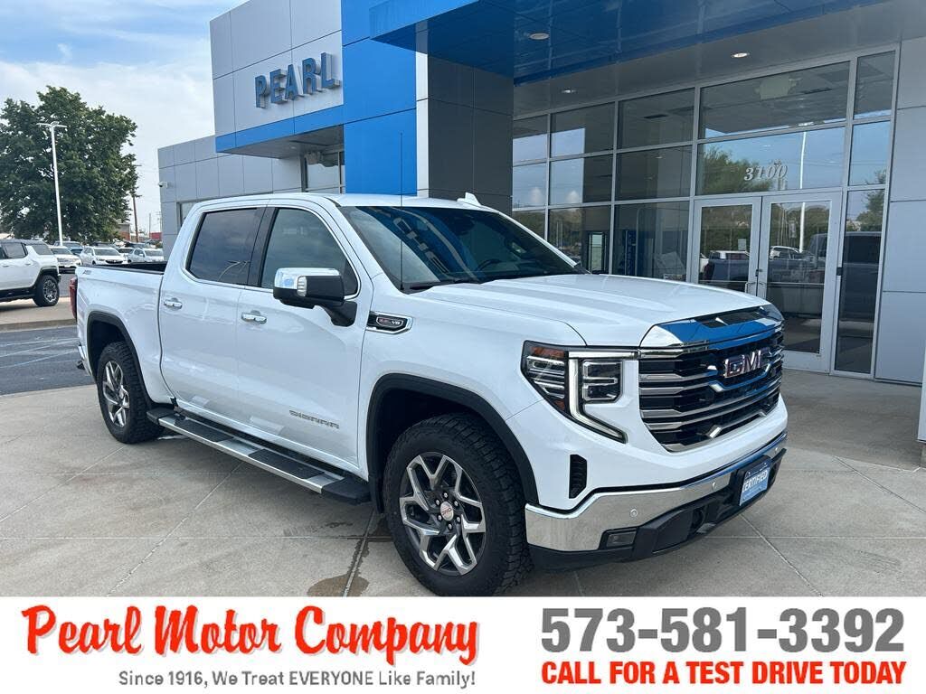2023 GMC Sierra