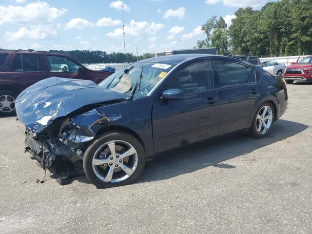Nissan Maxima
