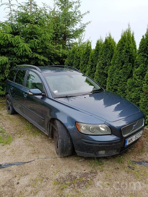 Volvo V50