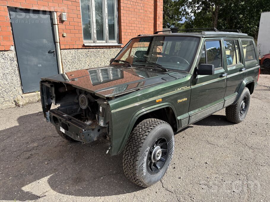 Jeep Cherokee