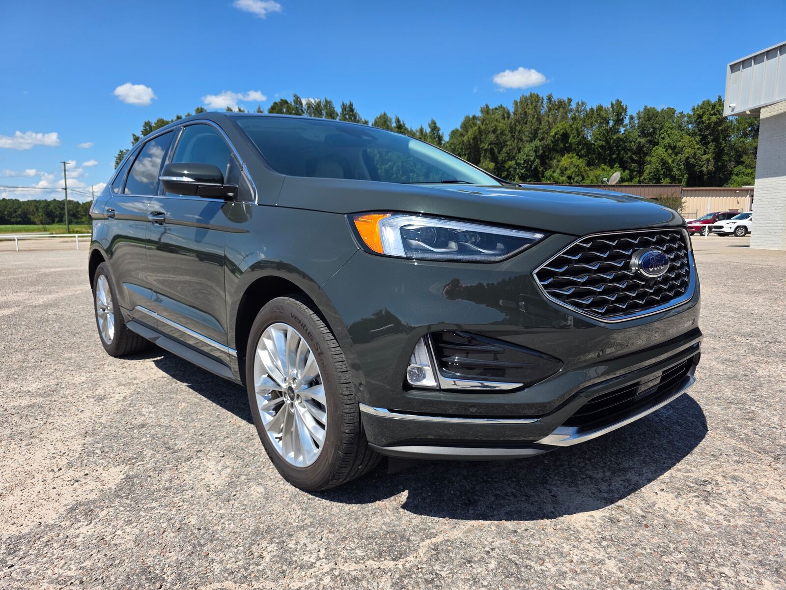2024 FORD Edge