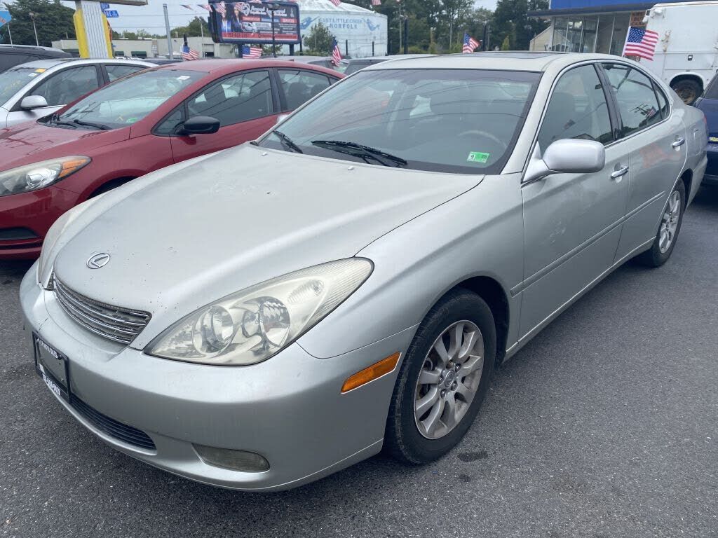 Lexus ES