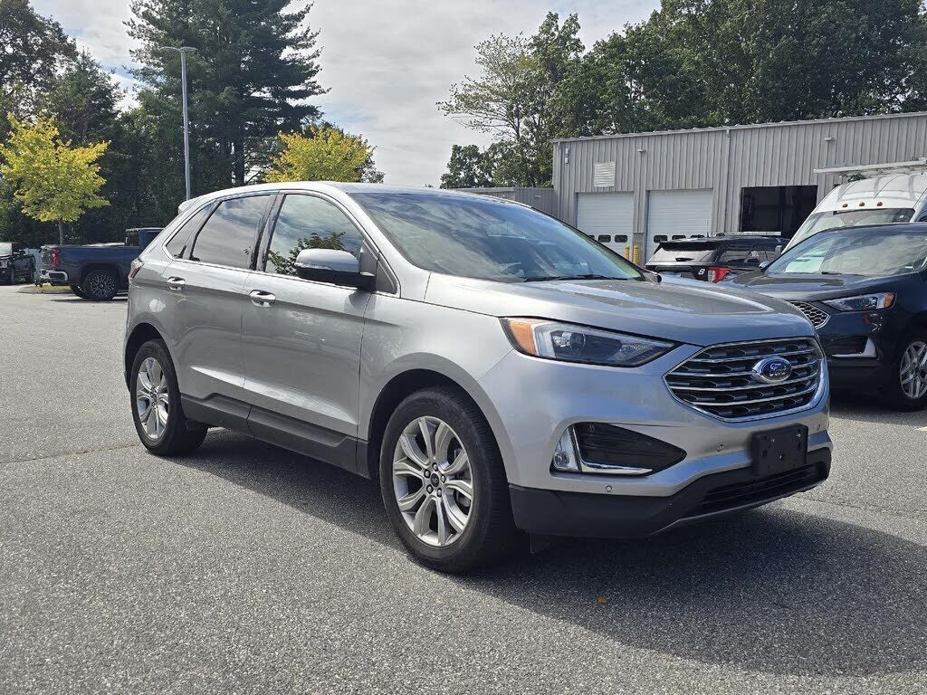 2023 FORD Edge