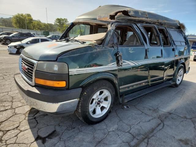 GMC Savana