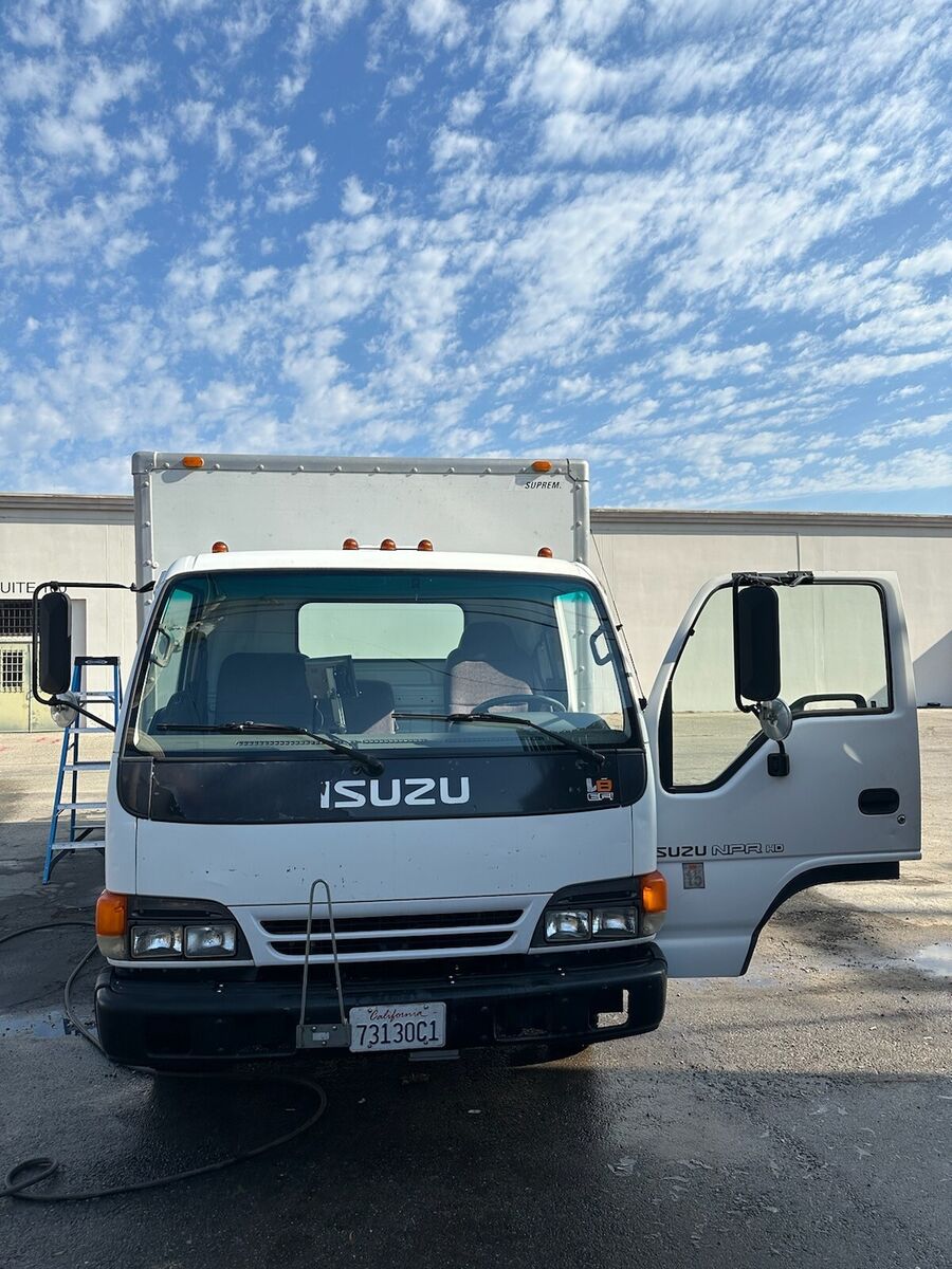 Isuzu NPR/NPR-HD