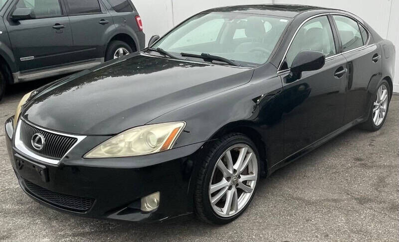 Lexus IS