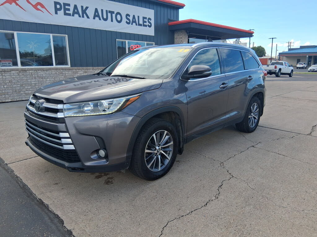 2019 TOYOTA Highlander