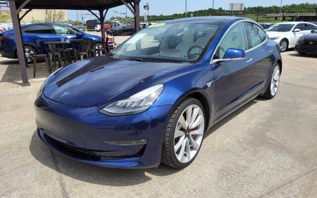 2019 TESLA Model 3