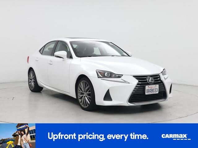 Lexus IS