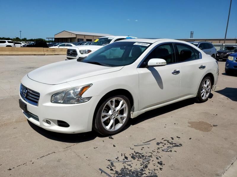 Nissan Maxima
