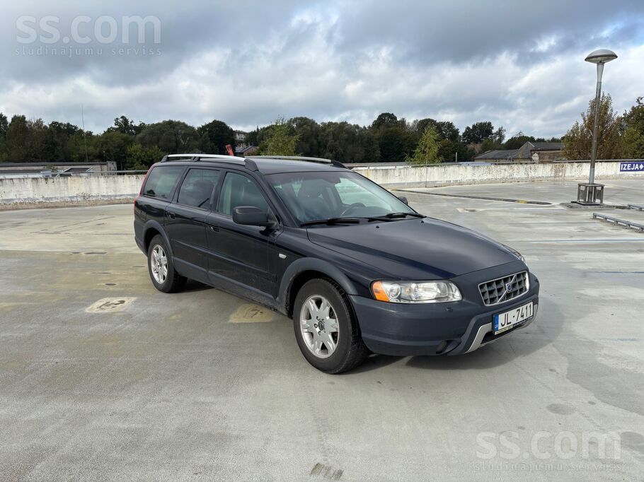 Volvo XC70