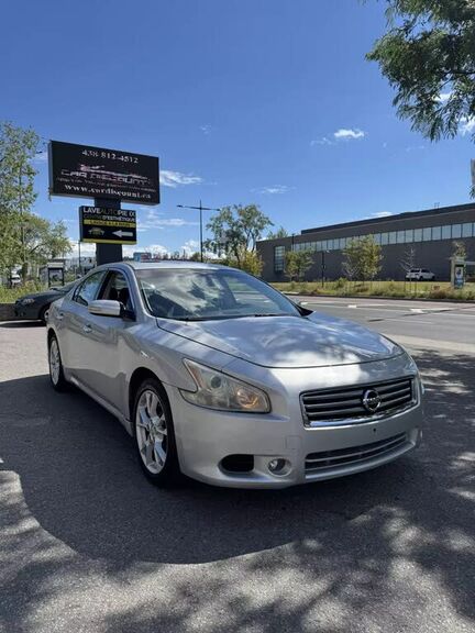 Nissan Maxima
