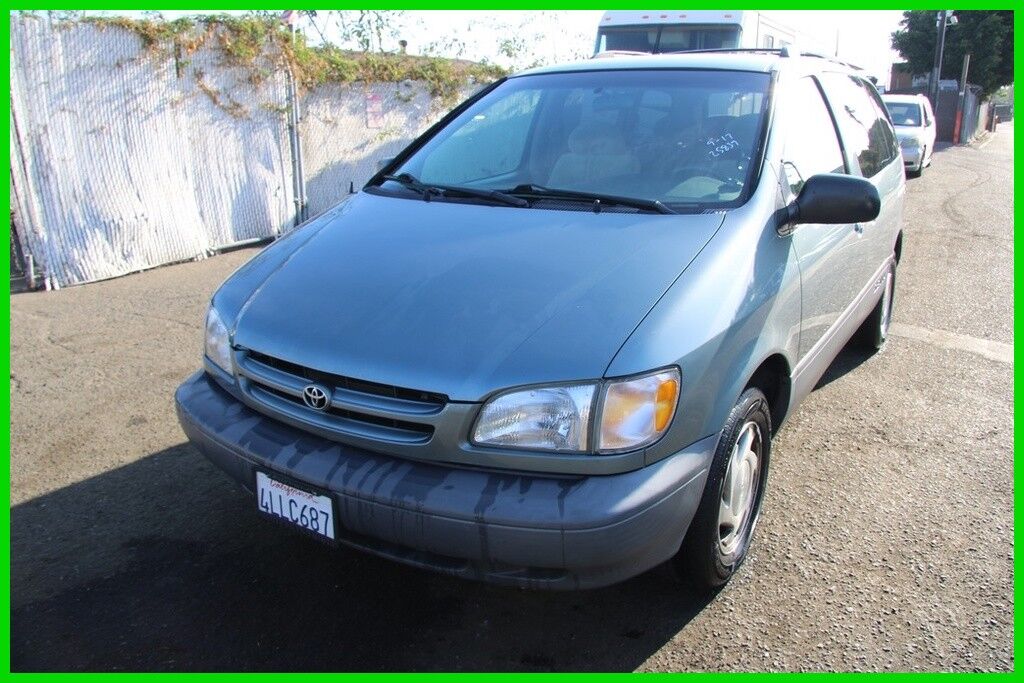 Toyota Sienna