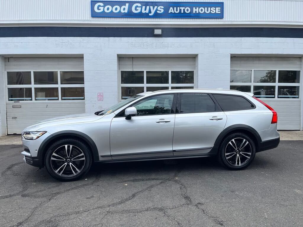2018 VOLVO V90CC