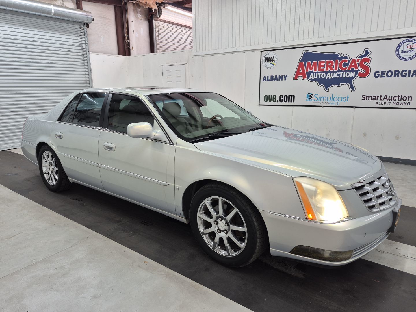 Cadillac DTS
