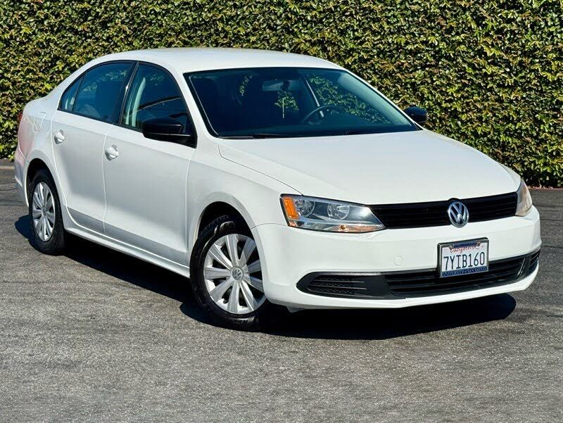 2013 VOLKSWAGEN Jetta