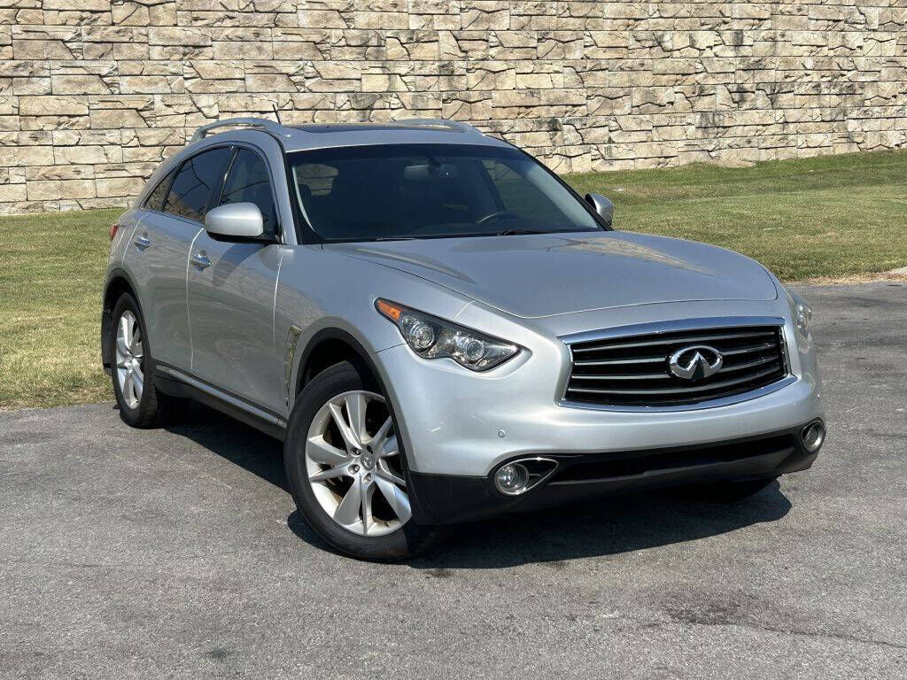 Infiniti FX35