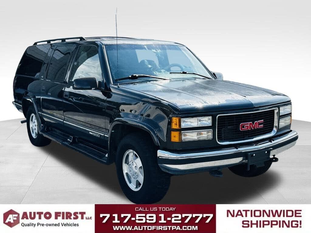 GMC Suburban