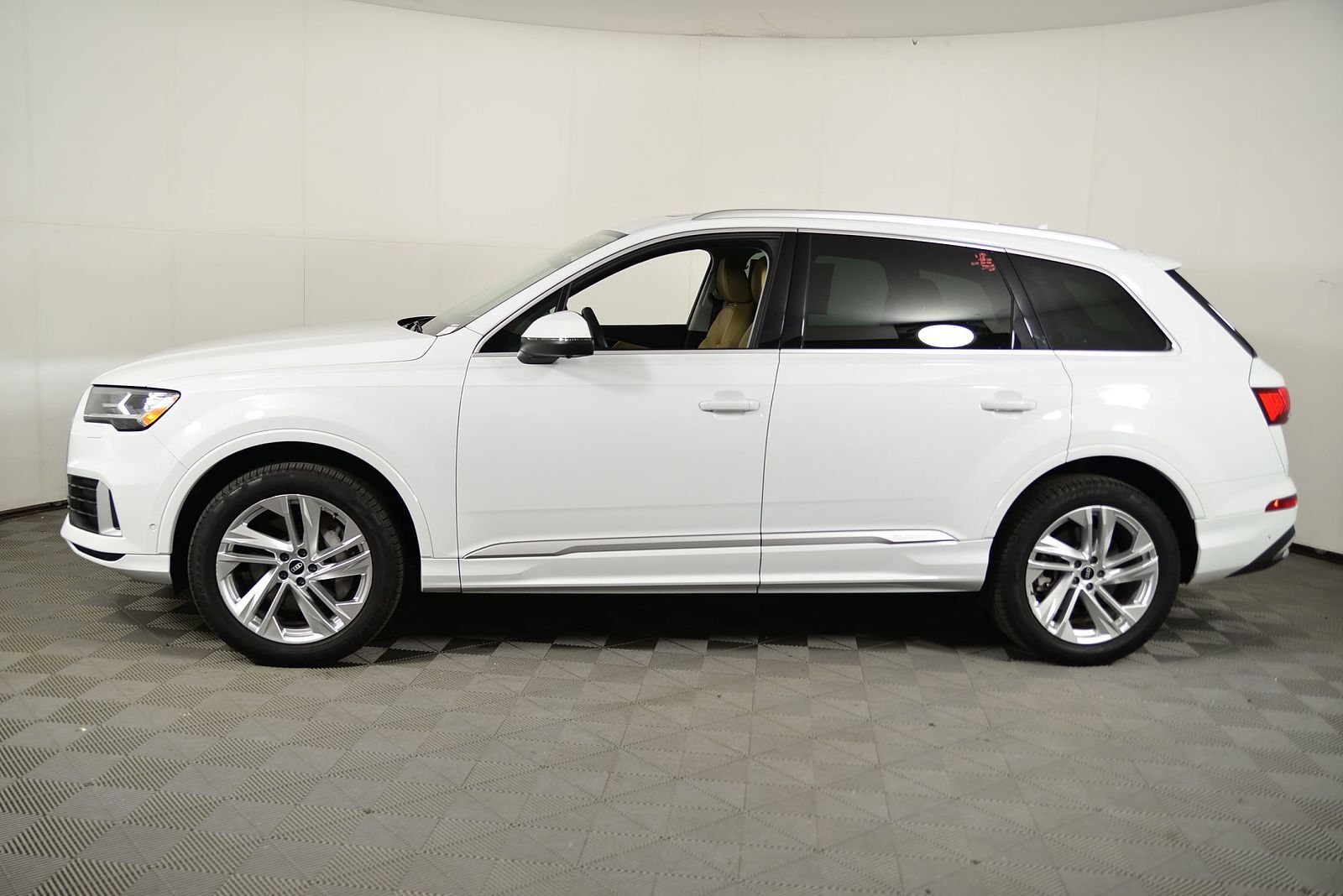 2022 Audi Q7