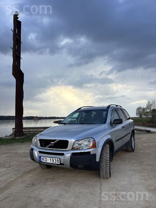 Volvo XC90