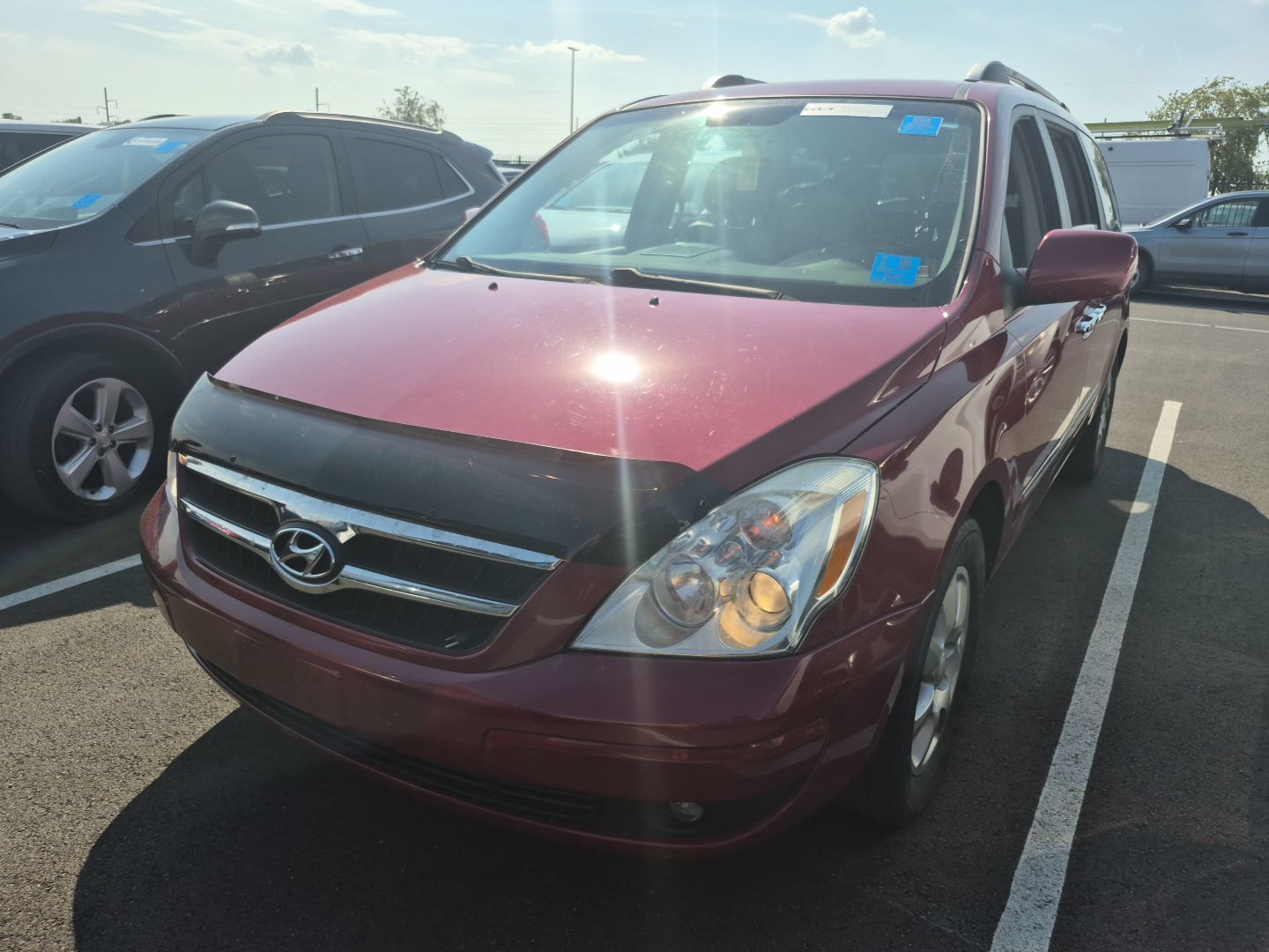 Hyundai Entourage