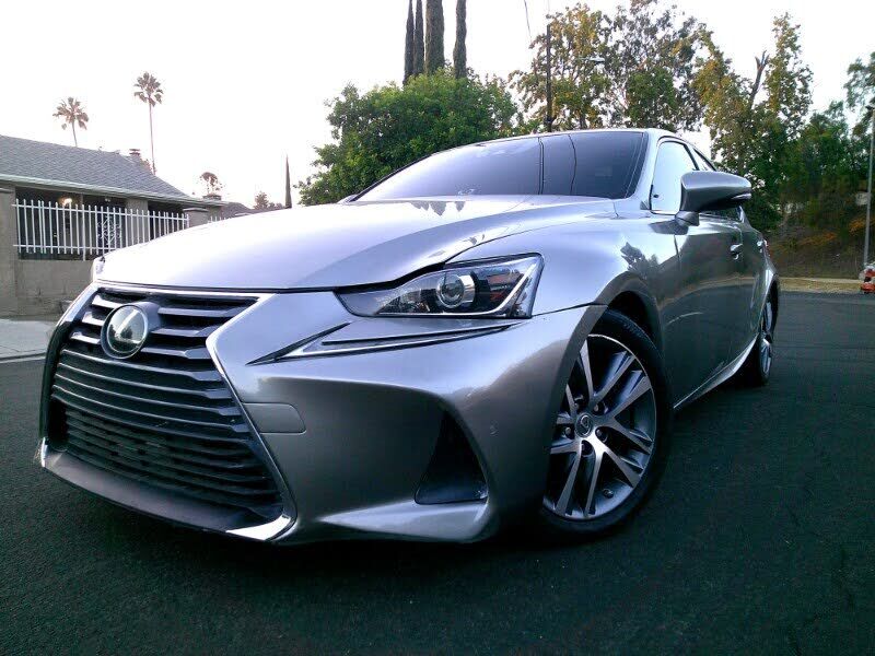 2020 LEXUS IS