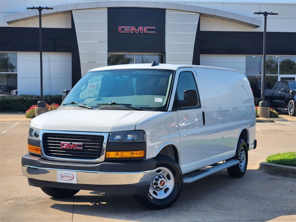2024 GMC Savana