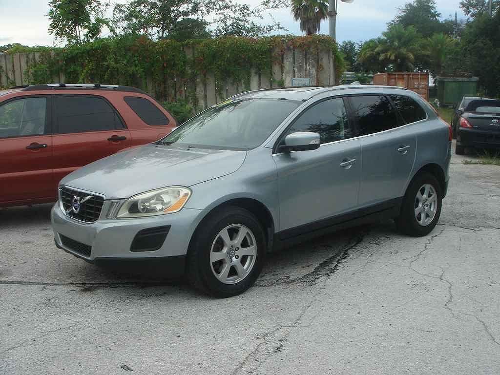 2011 VOLVO XC60