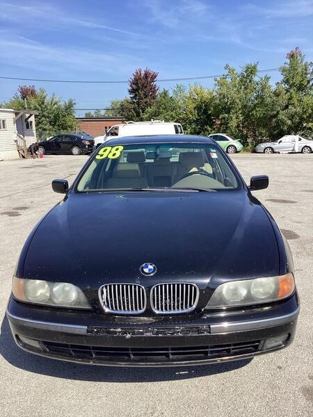 BMW 528i