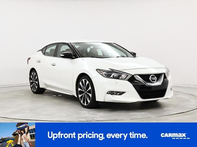 Nissan Maxima