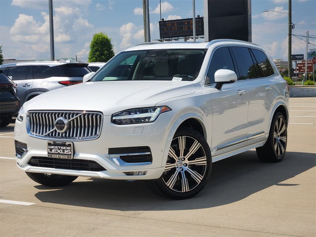 2024 VOLVO XC90