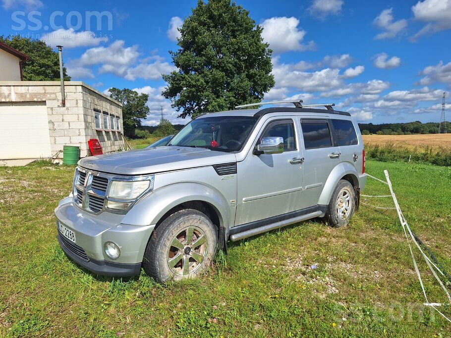 Dodge Nitro