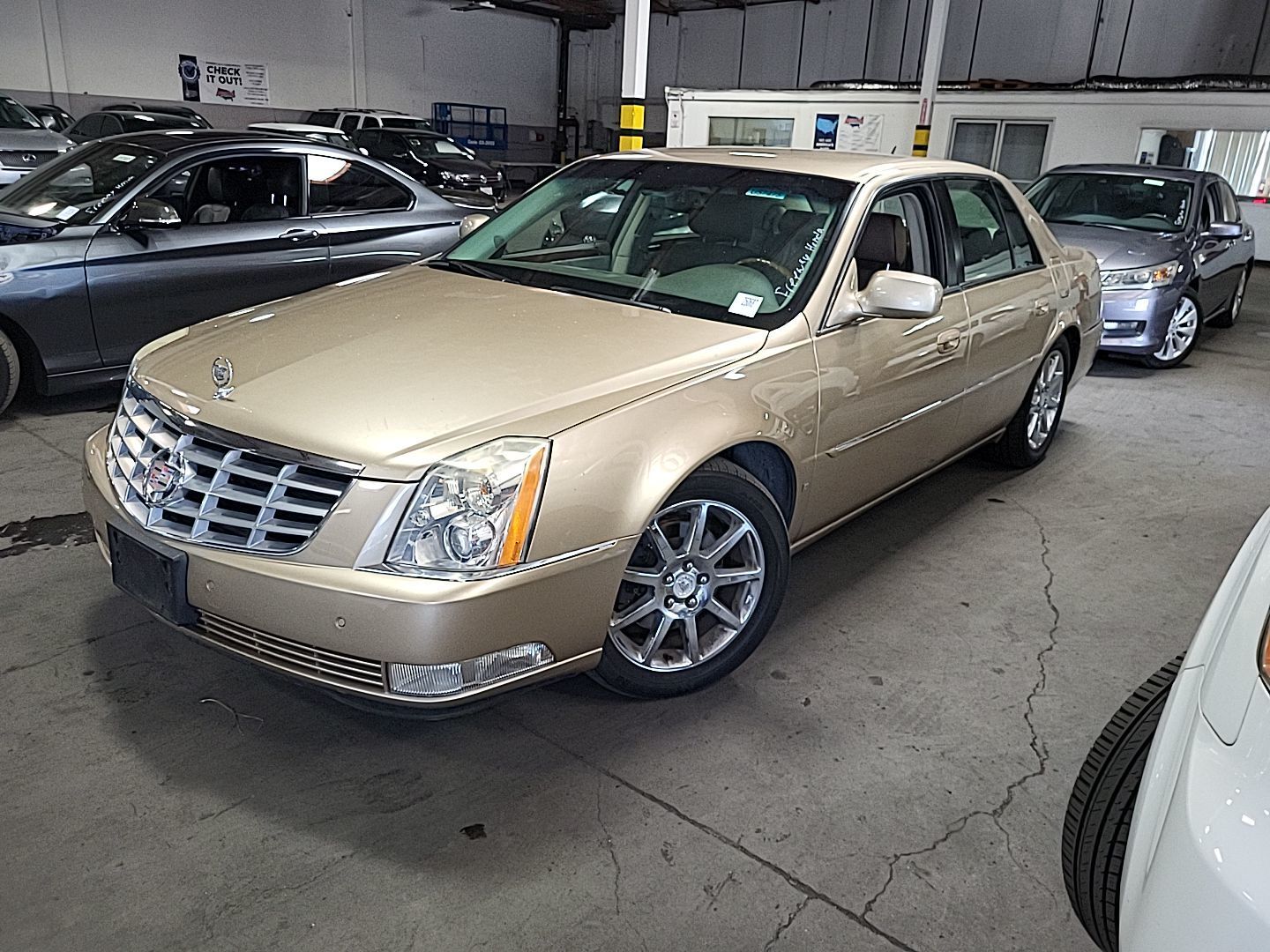 Cadillac DTS