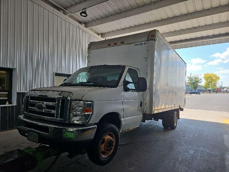 Ford E-350