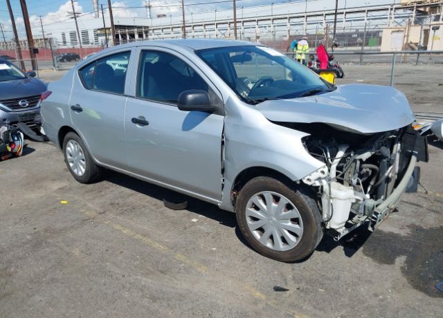 Nissan Versa