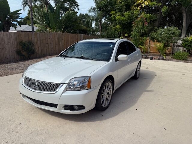 Mitsubishi Galant