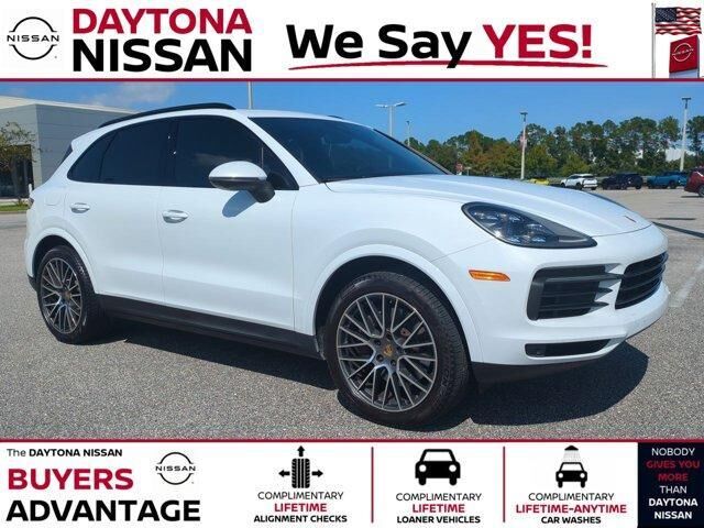 2022 PORSCHE Cayenne