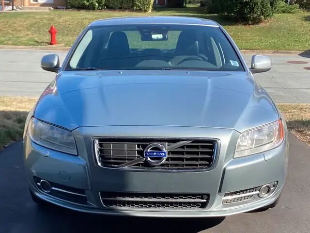 Volvo S80